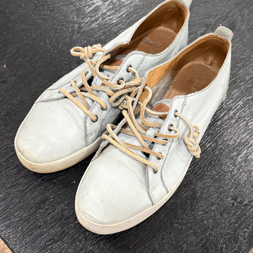 Blackstone Women's Gray Leather Sneakers